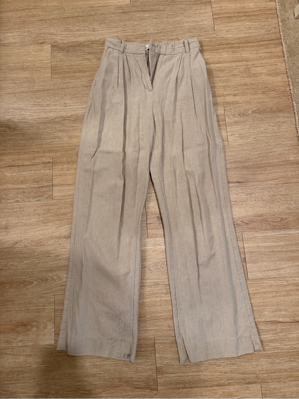 Abercrombie & Fitch Beige Wide-Leg Pleated Trousers